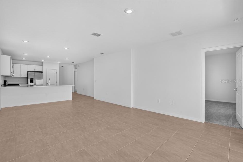 13411 Camelot Ct Property Photo 9