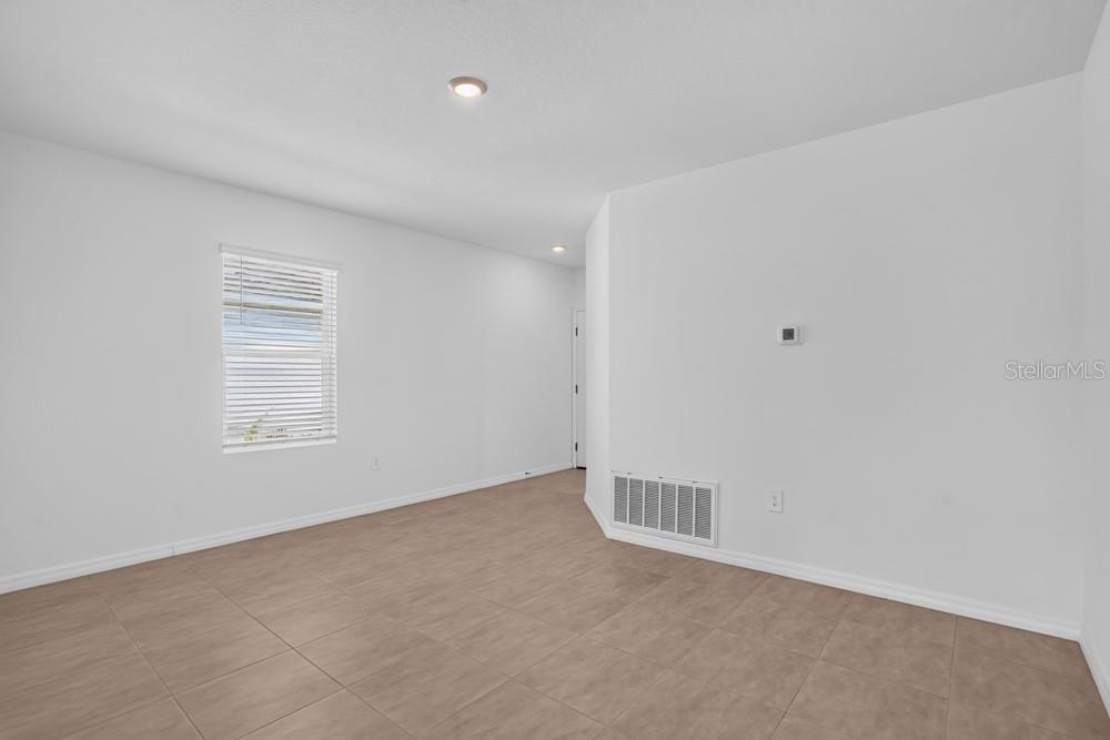 13411 Camelot Ct Property Photo 28