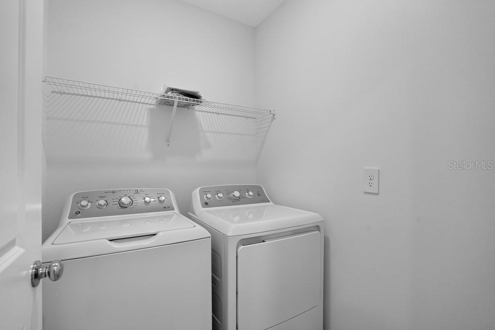 13411 Camelot Ct Property Photo 29