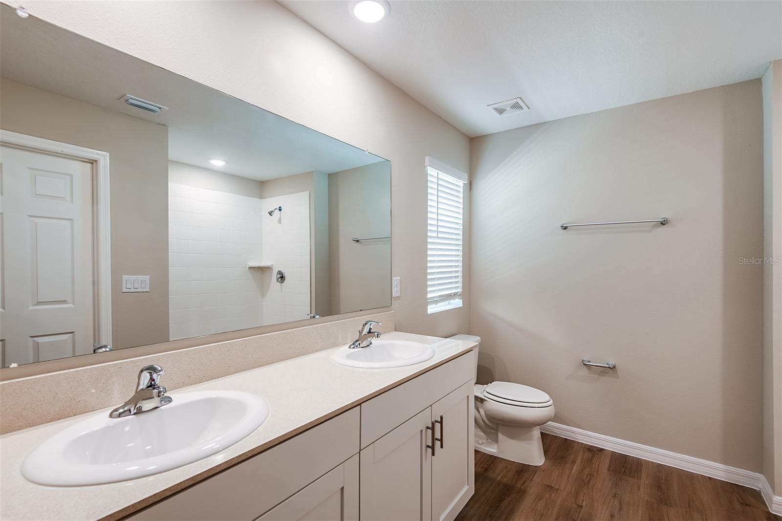 15225 Maude Landing Loop Property Photo 6