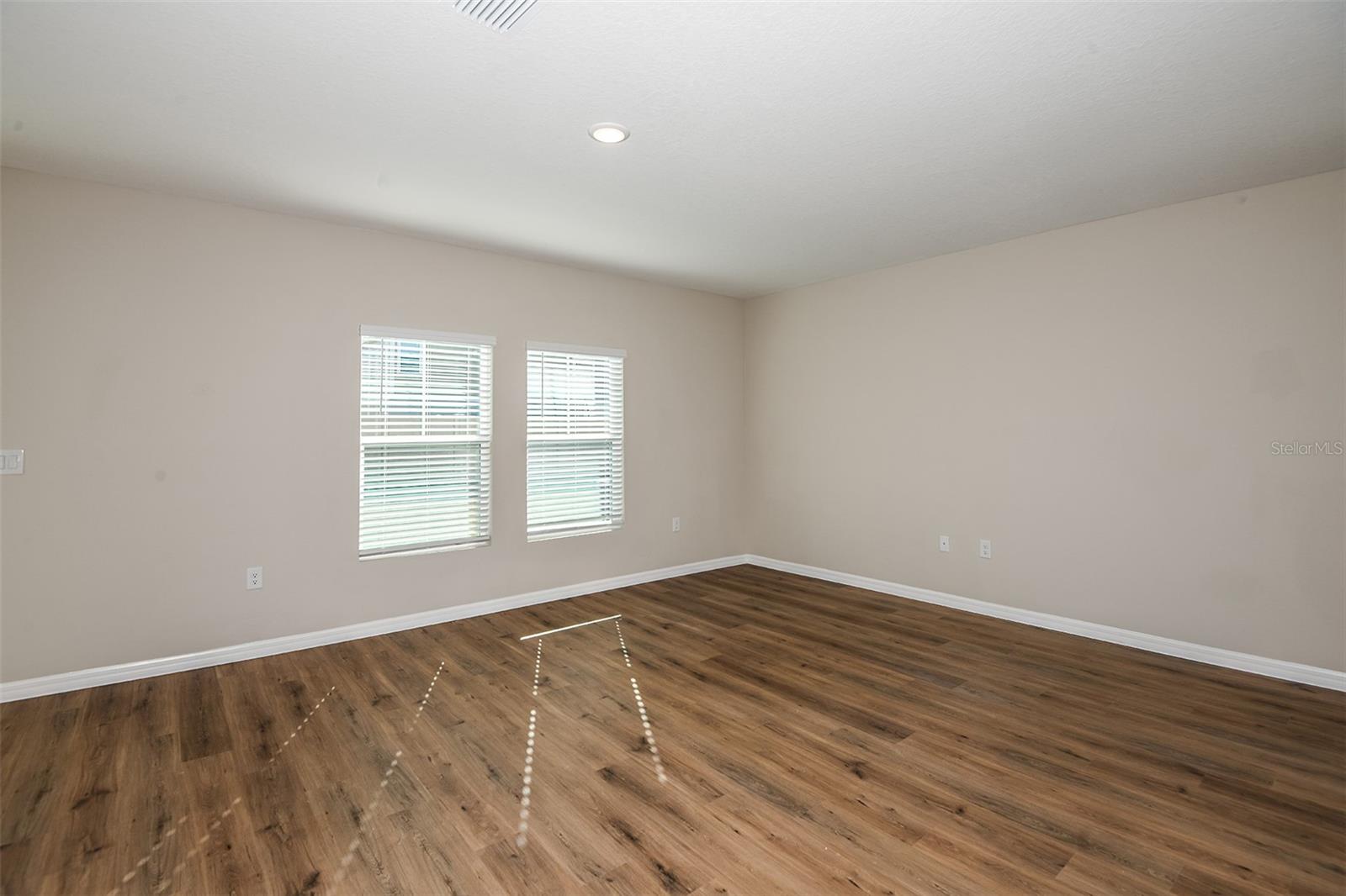 15225 Maude Landing Loop Property Photo 12