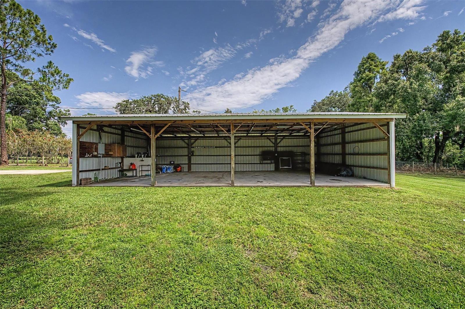 5242 County Line Rd Property Photo 7