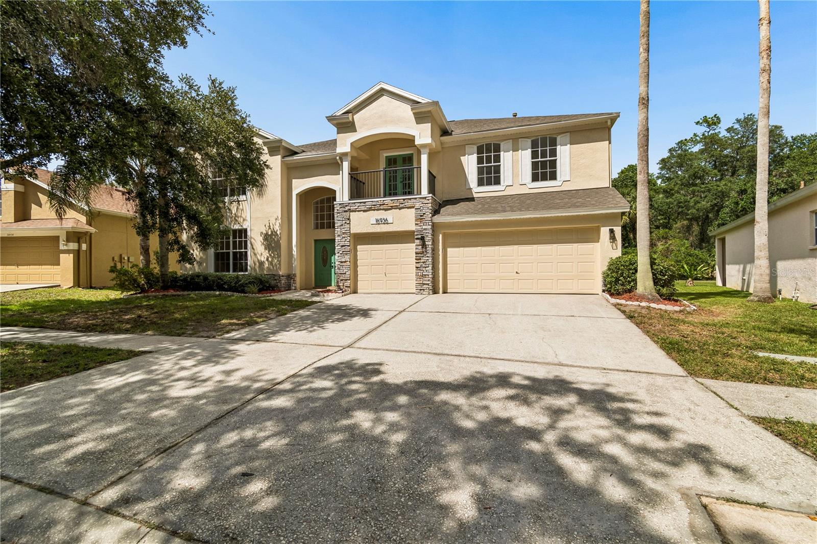 16936 Falconridge Rd Property Photo 2