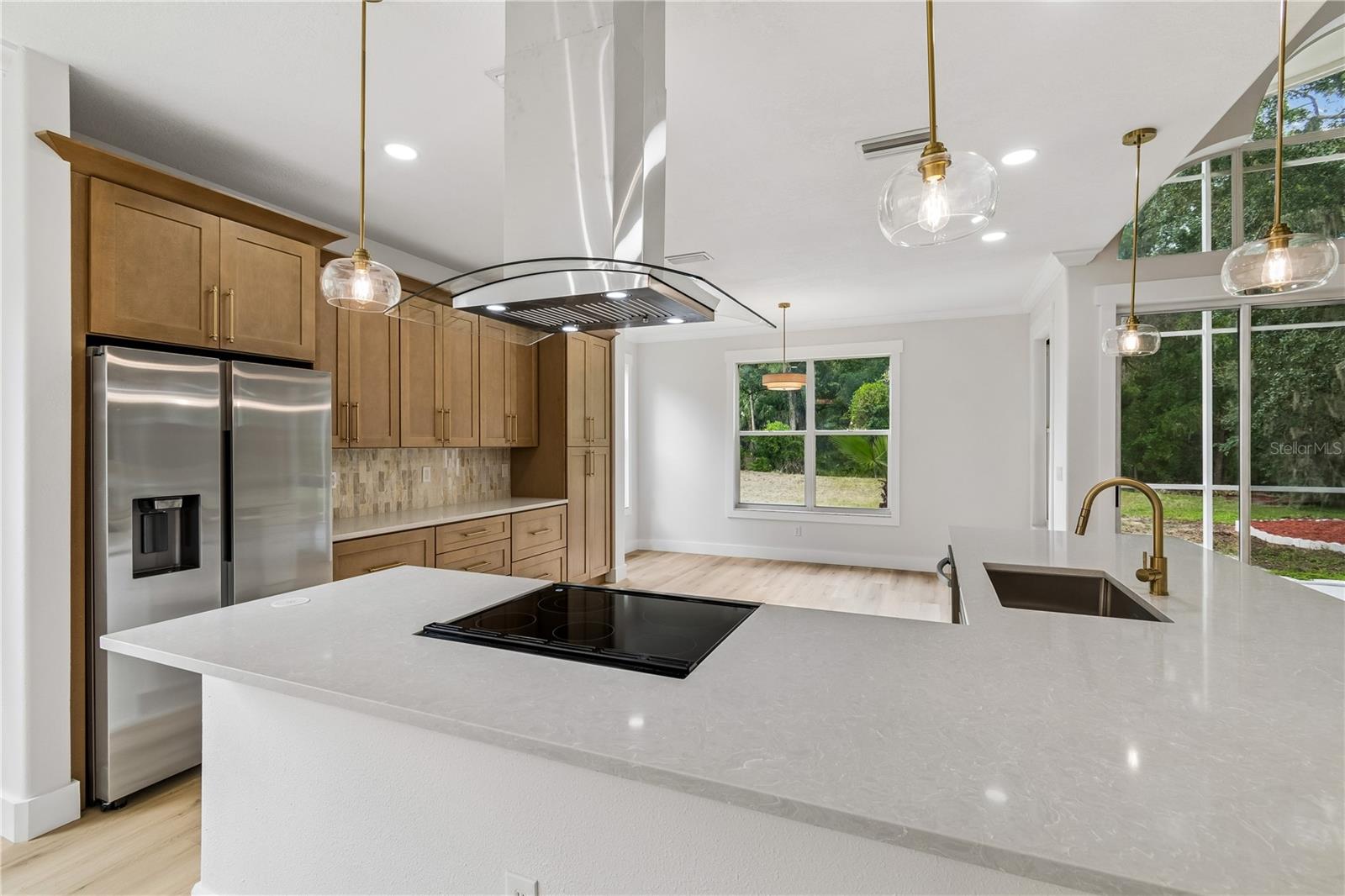 16936 Falconridge Rd Property Photo 14