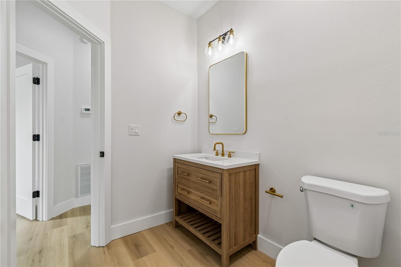 16936 Falconridge Rd Property Photo 27