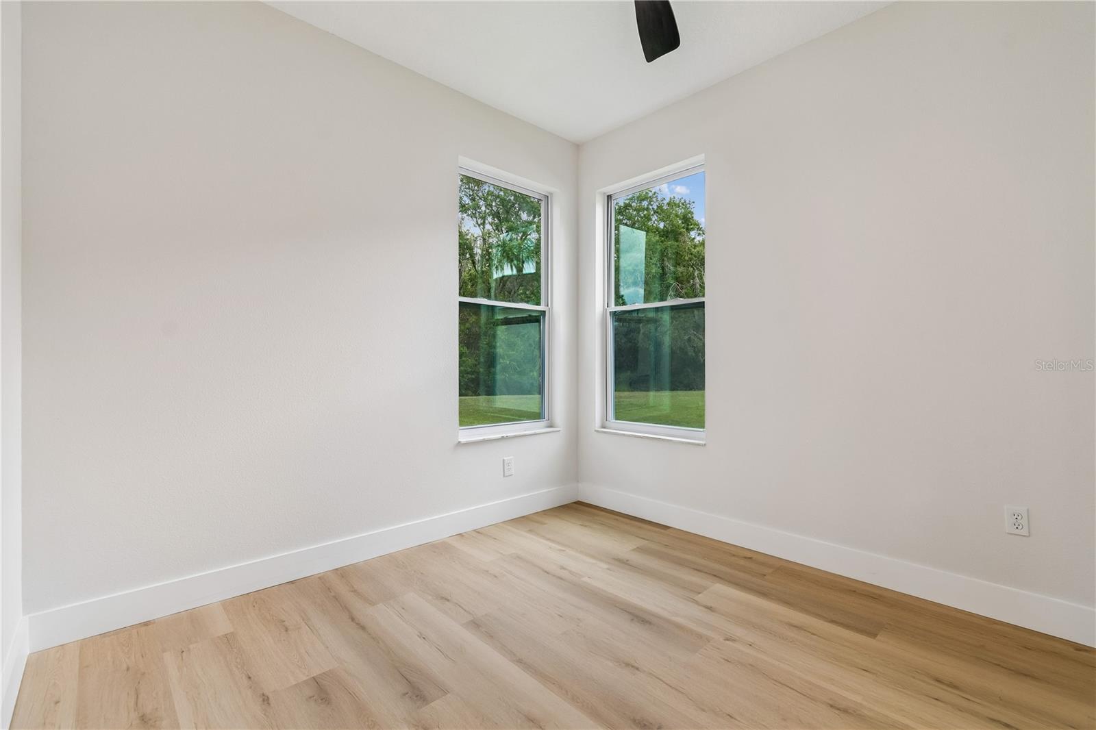 16936 Falconridge Rd Property Photo 29