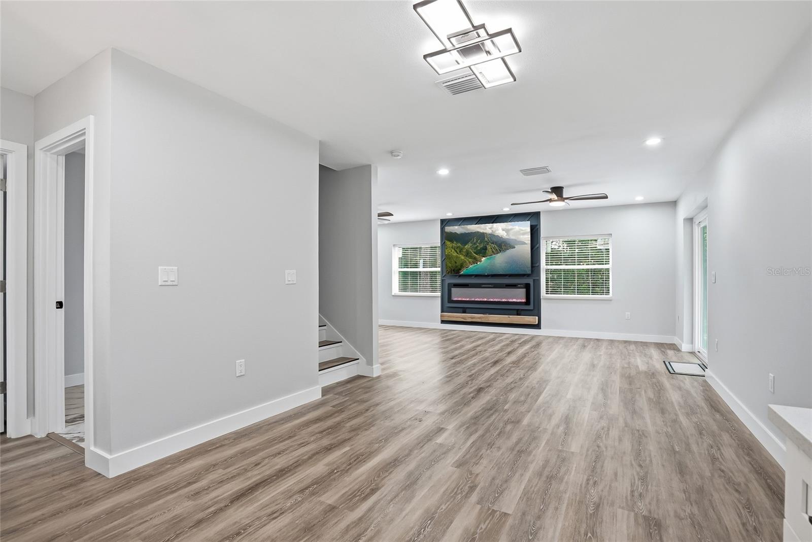31848 Hedgerow Dr Property Photo 16