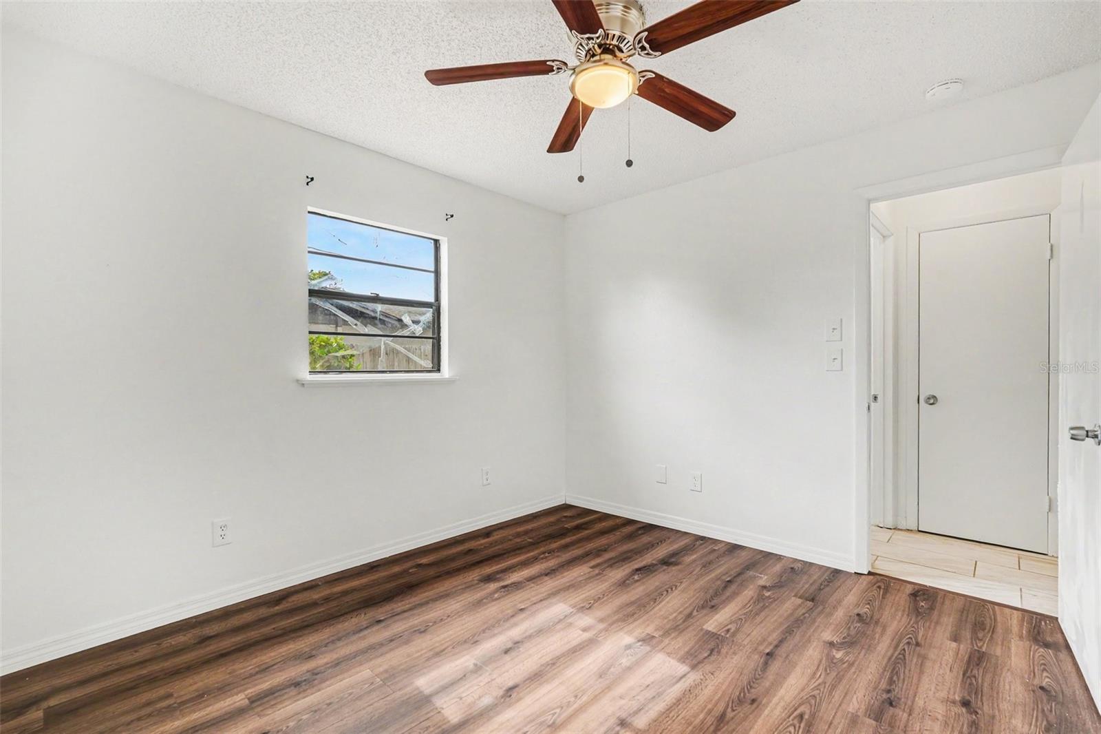 9038 Blackstone St Property Photo 17