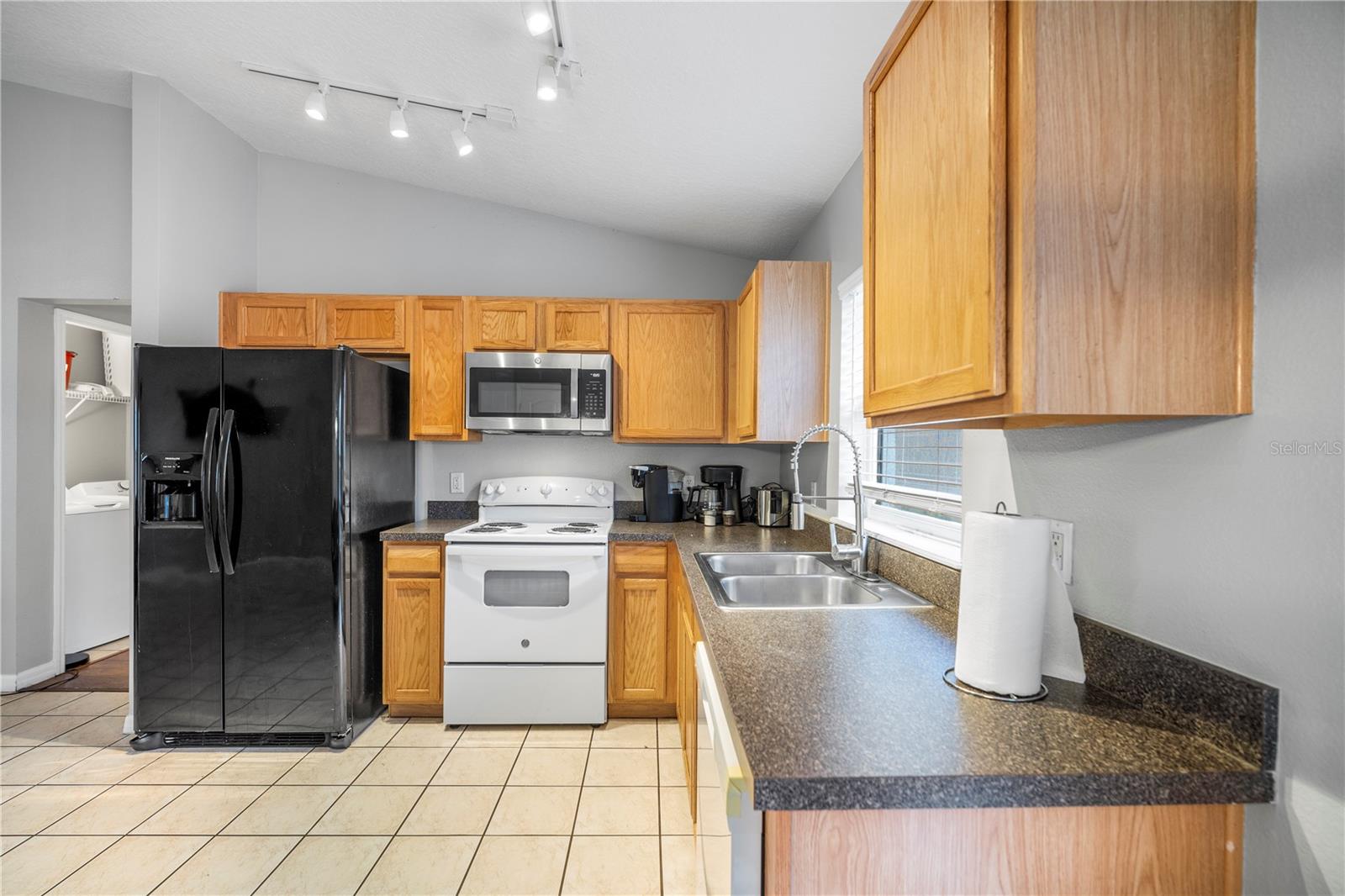 126 Sundown Ct Property Photo 7