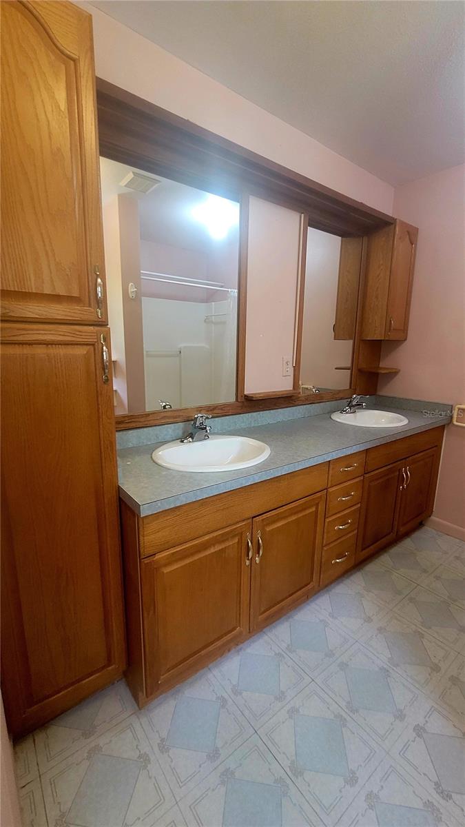 8664 Cr 639 Property Photo 13