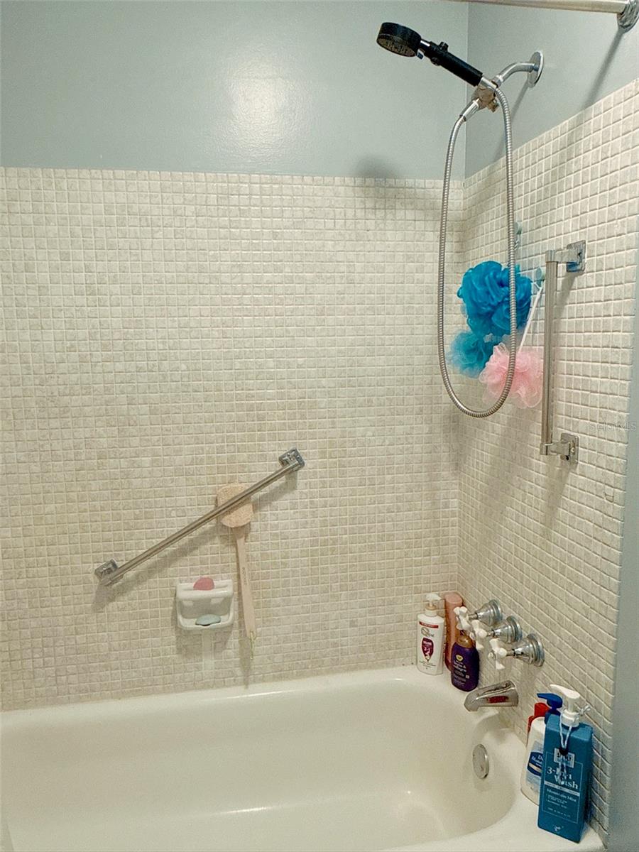 5357 81st St N #15 Property Photo 16