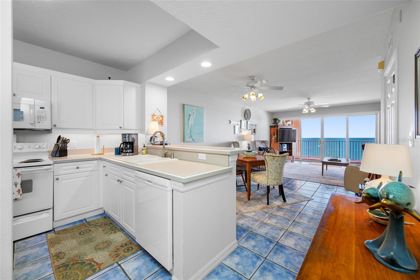 16550 Gulf Blvd #645 Property Photo 7