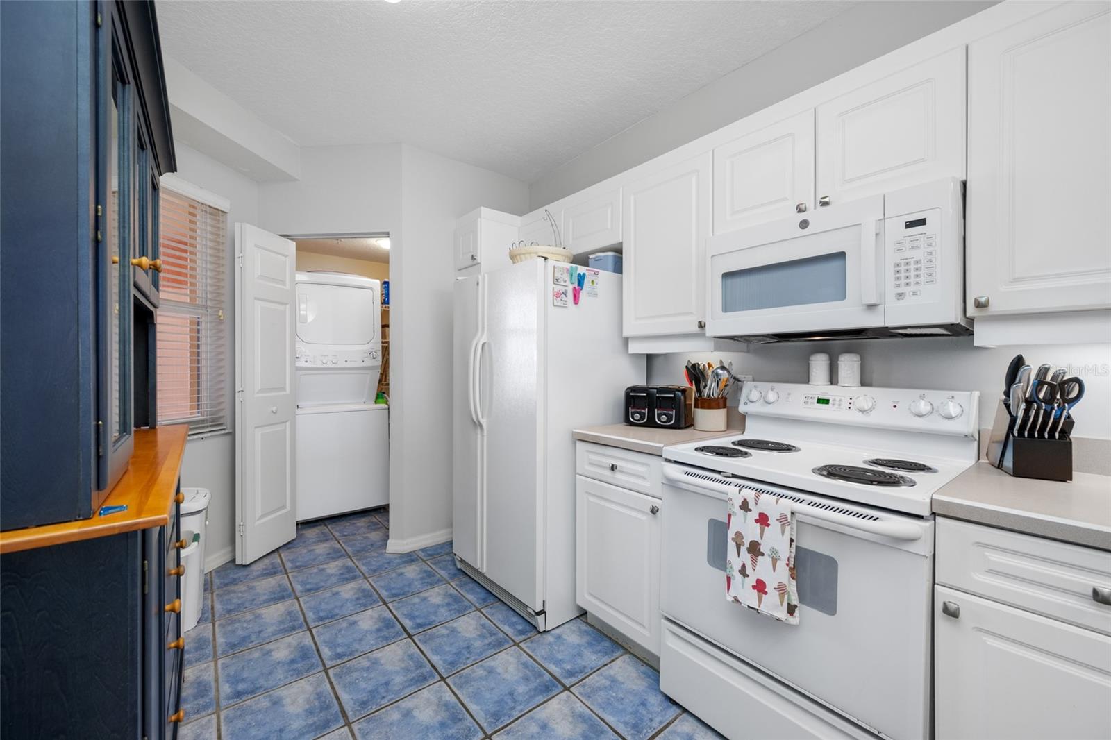 16550 Gulf Blvd #645 Property Photo 8
