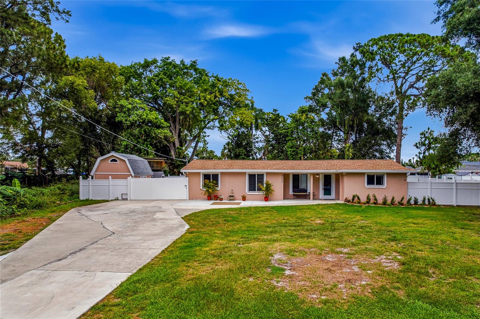 8205 Westridge Dr Property Photo 1