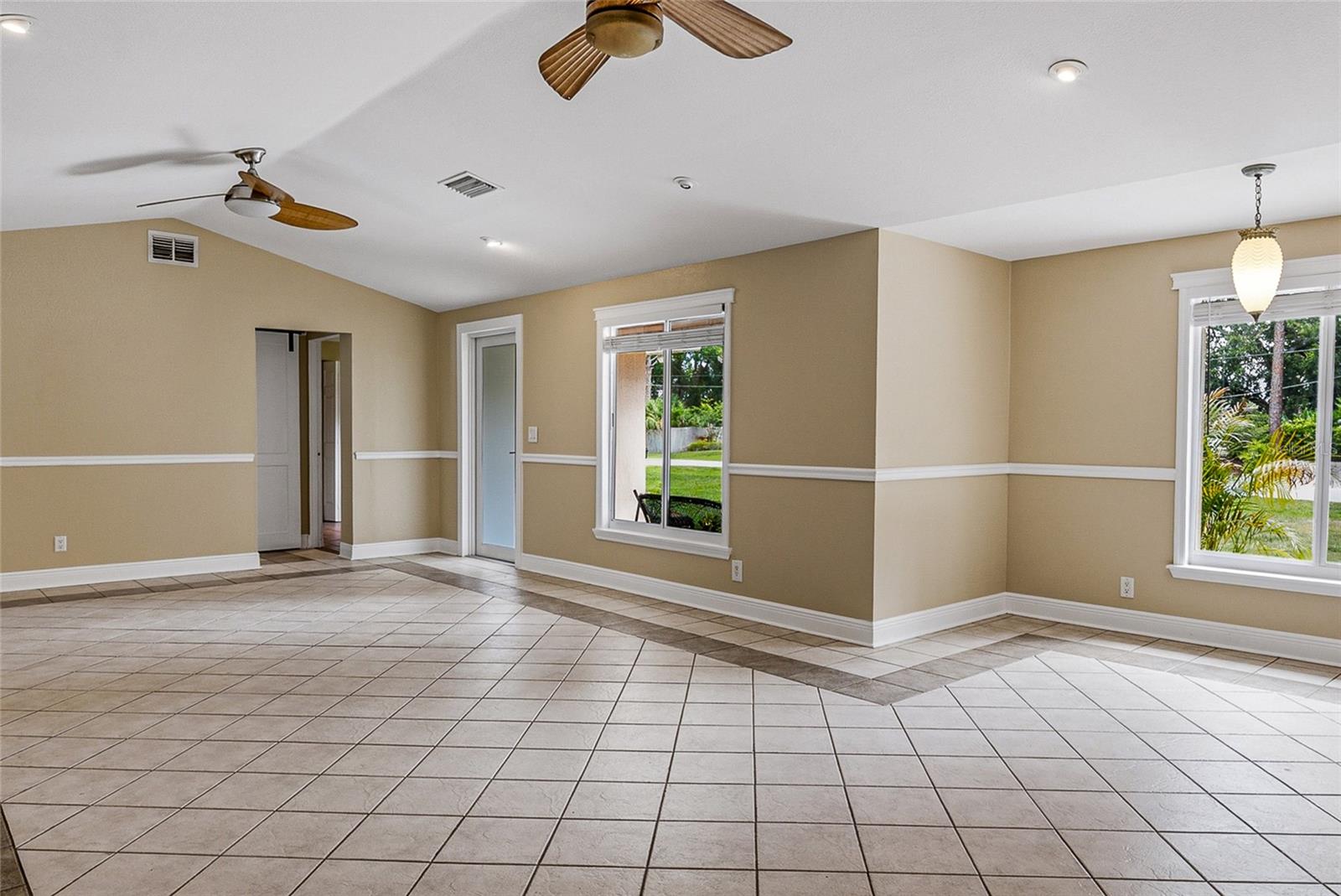8205 Westridge Dr Property Photo 9