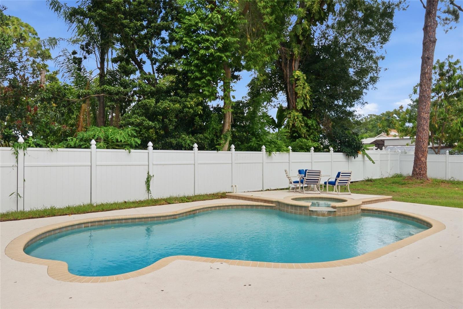 8205 Westridge Dr Property Photo 33