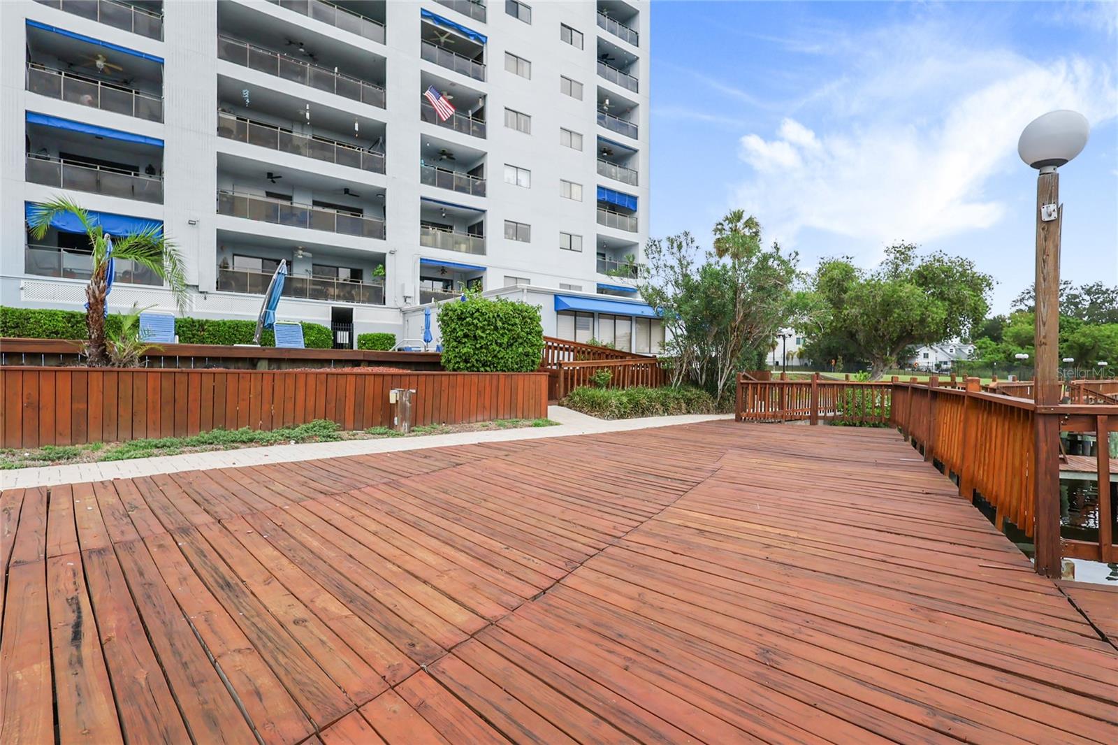 2780 N Riverside Dr #502 Property Photo 64