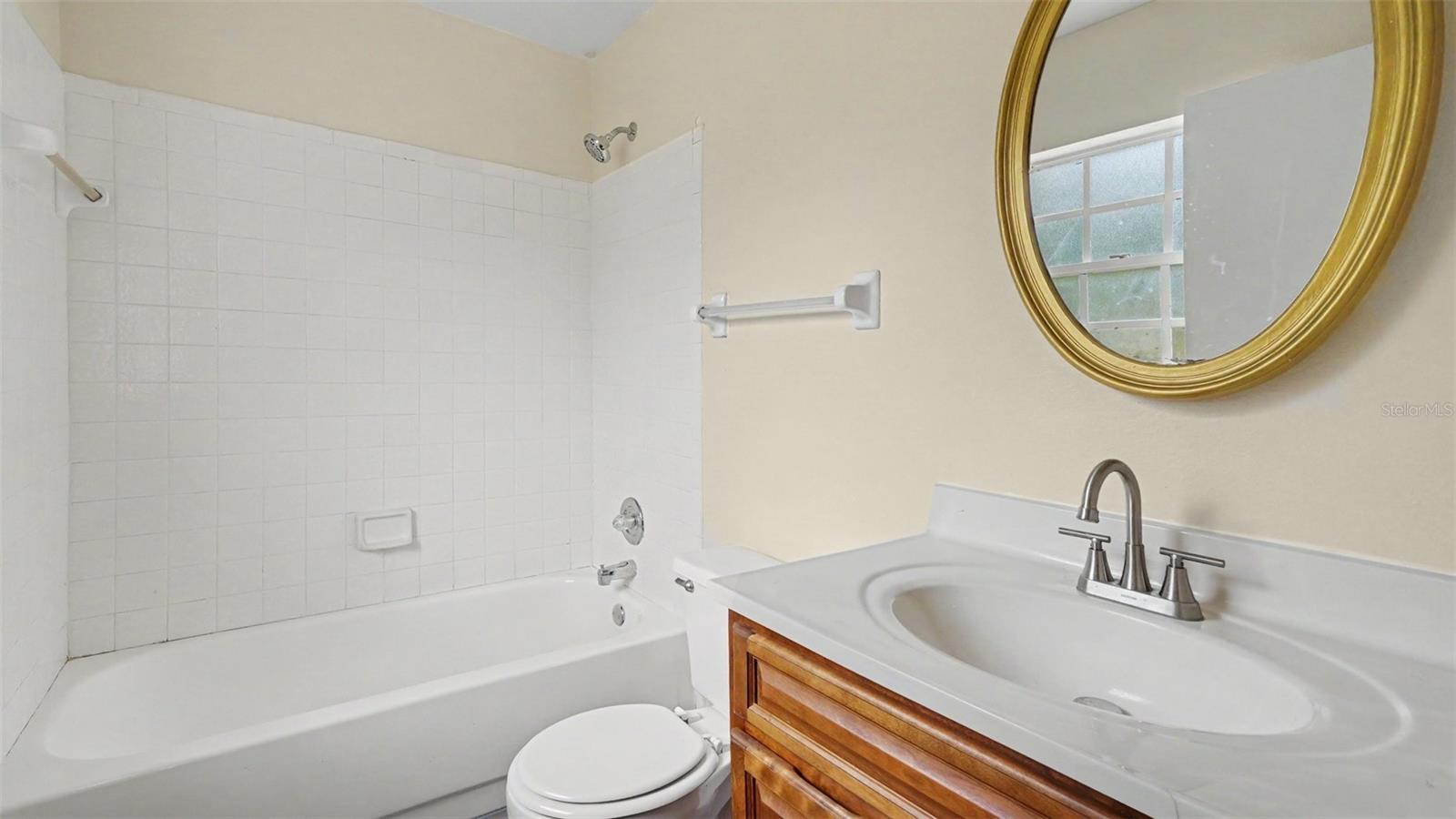 206 Oak Cir Property Photo 13