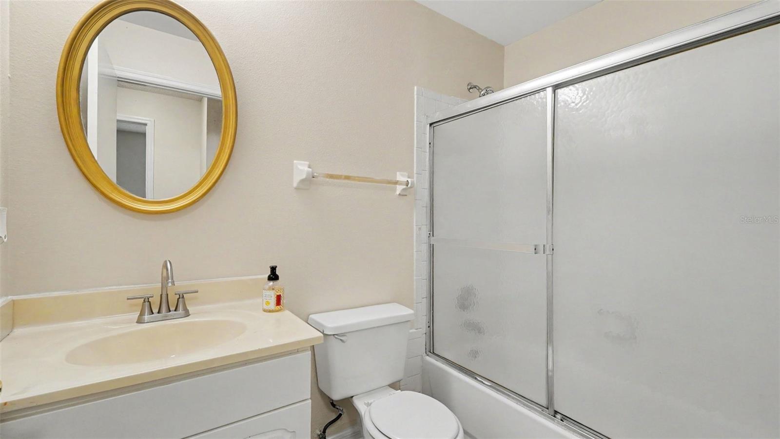 206 Oak Cir Property Photo 21