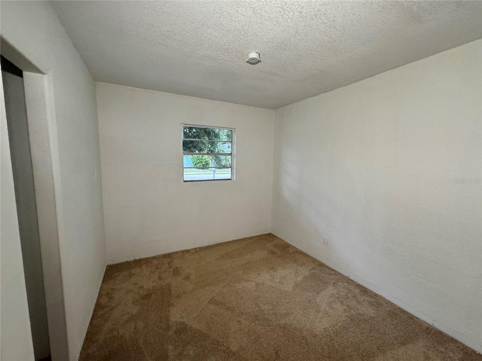 521 Showalter Ave Property Photo 5