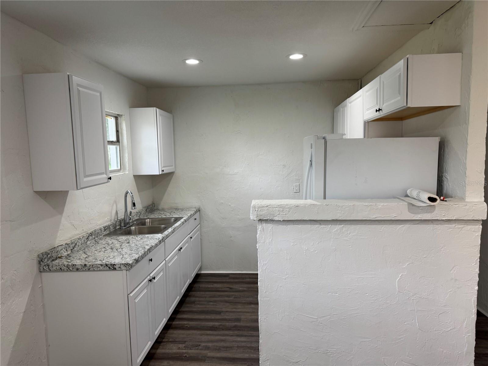 521 Showalter Ave Property Photo 6
