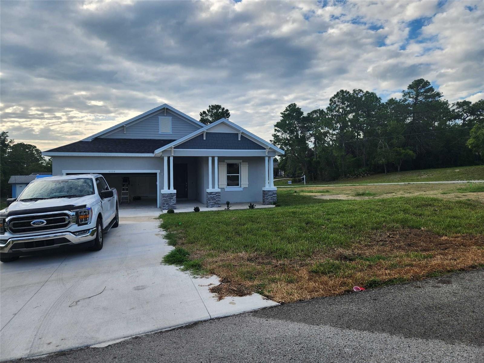 6514 Grapewood Rd Property Photo 1