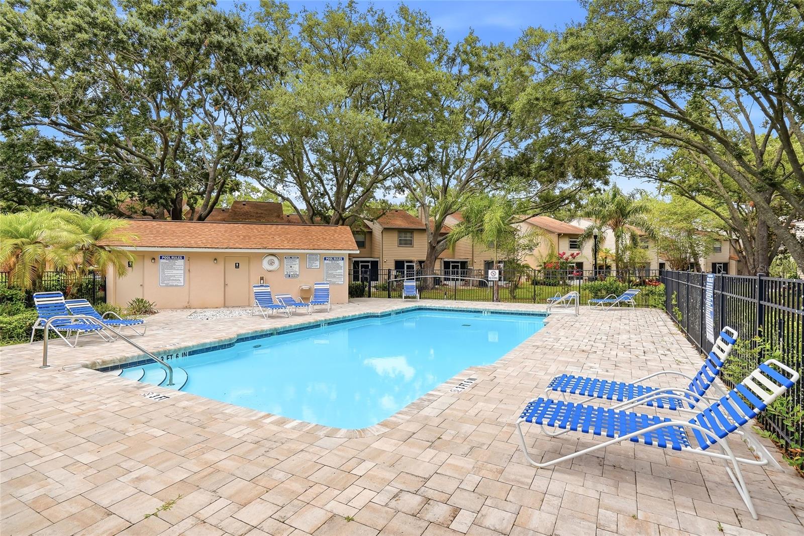 2209 Fletchers Point Cir Property Photo 39