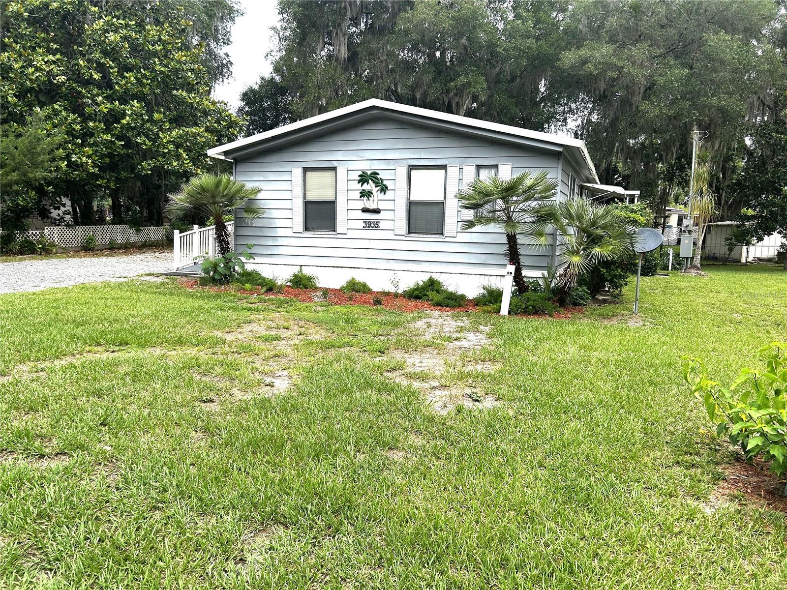 3935 E Lake Park Dr Property Photo 2