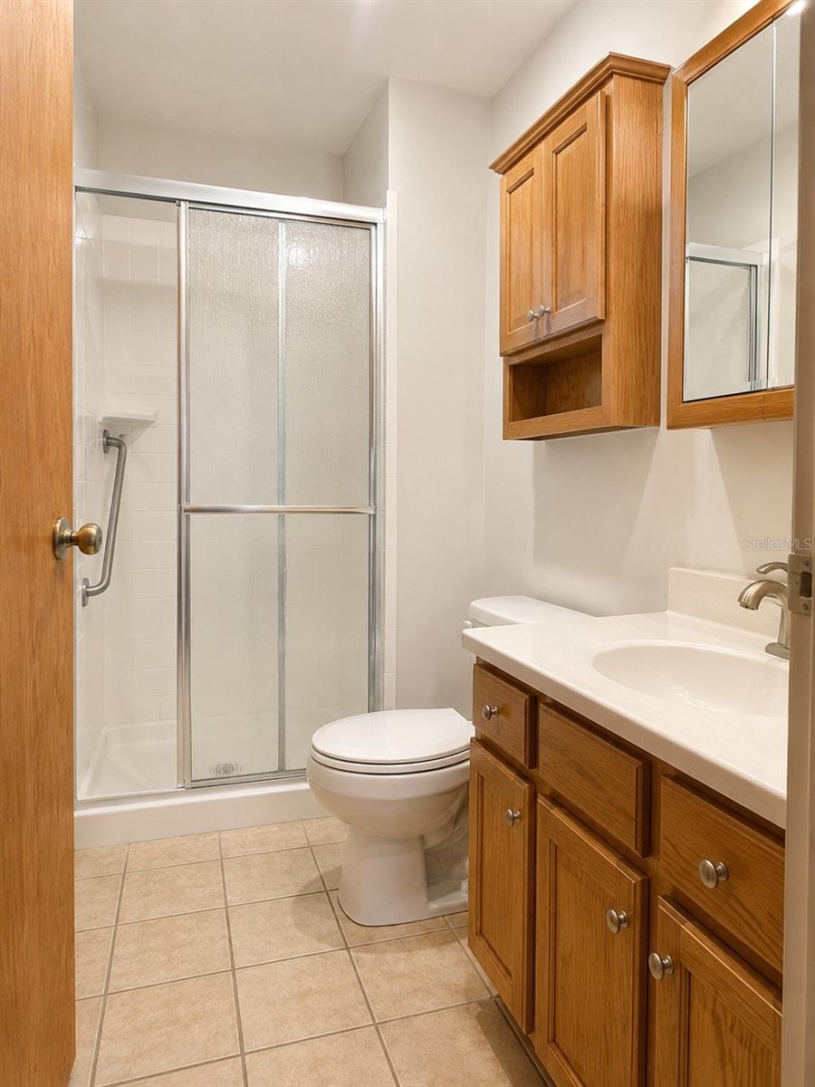 5405 1st St Ne Property Photo 10
