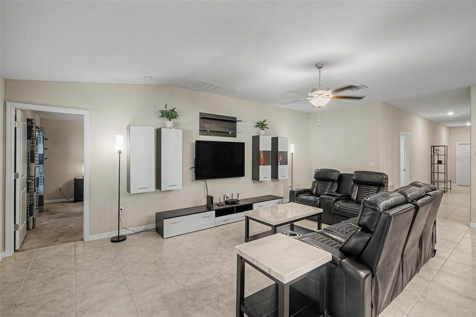 13411 Willow Bluestar Loop Property Photo 15