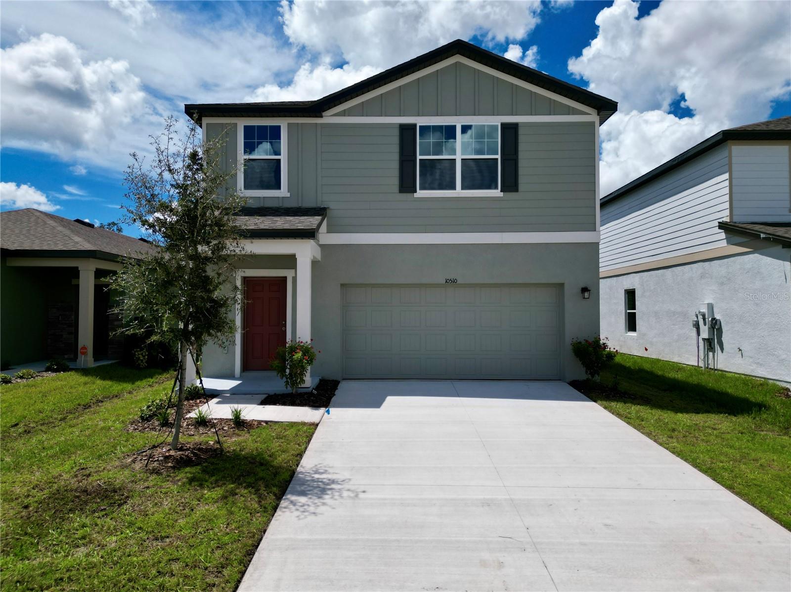 10510 CURVING CREEK LOOP Property Photo 1
