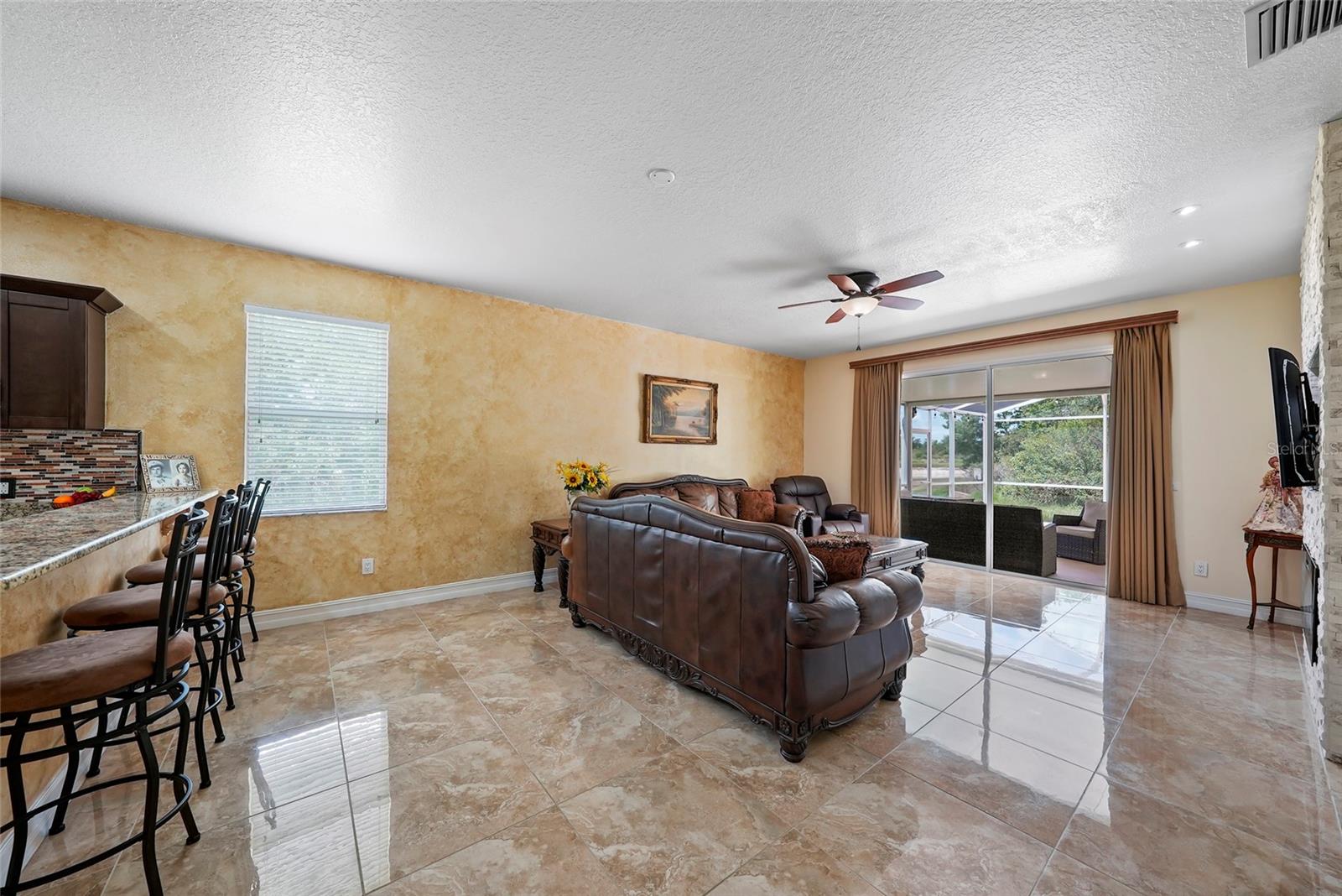 3817 Langdrum Dr Property Photo 9