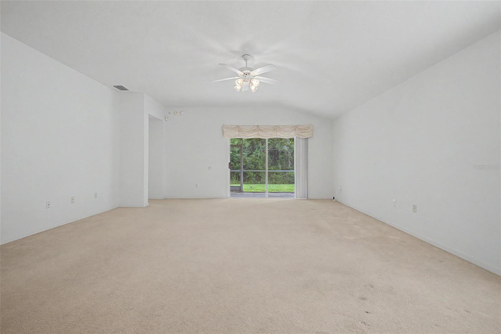 5526 Gallant Fox Ct Property Photo 5