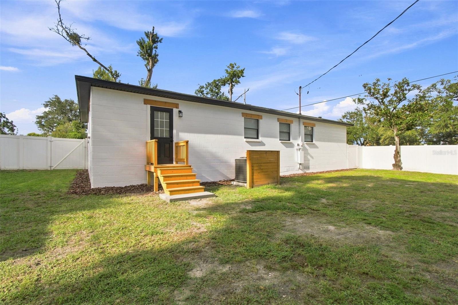 1702 W Johnston Ave Property Photo 44