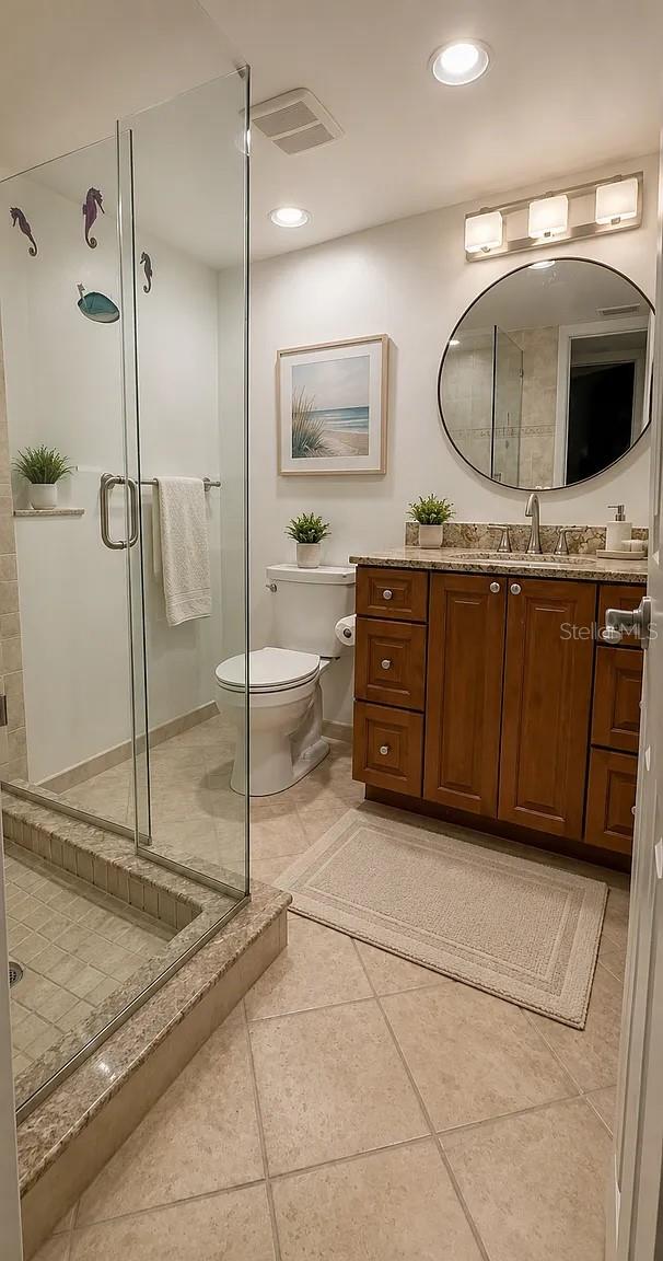 4575 Cove Cir #703 Property Photo 14