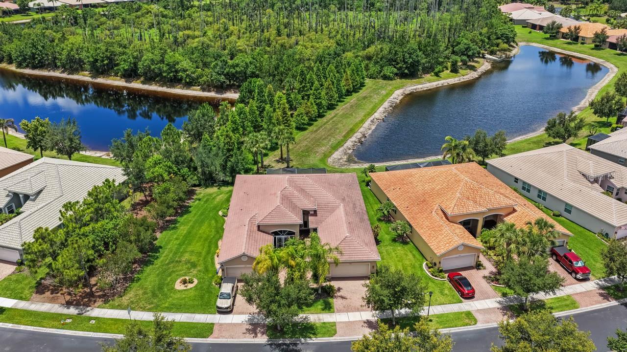 15665 Aurora Lake Cir Property Photo 3