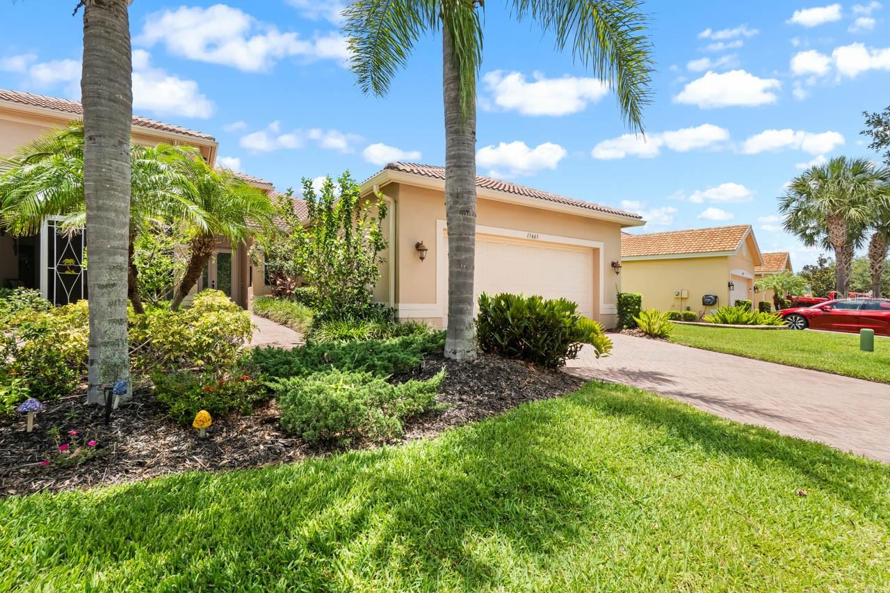 15665 Aurora Lake Cir Property Photo 6
