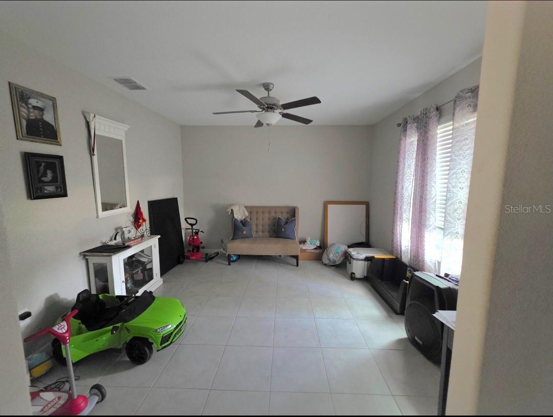 1561 Flower Dust Dr Property Photo 4