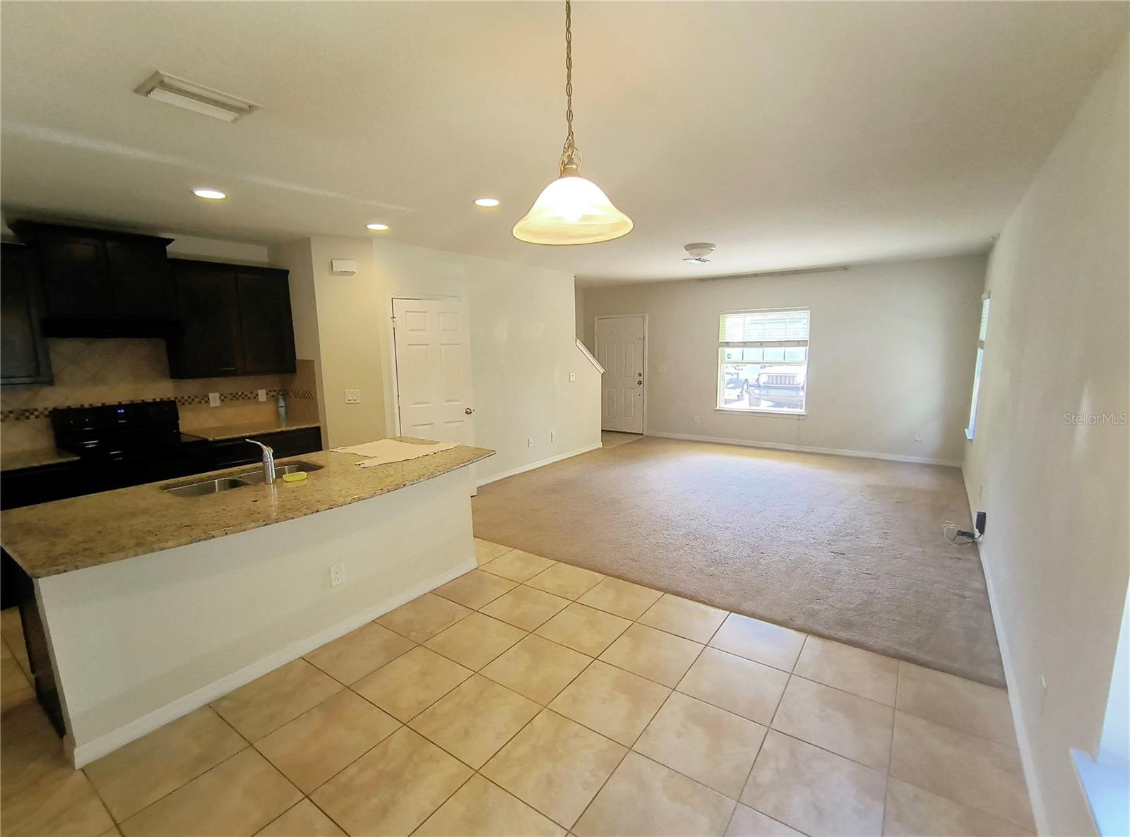 4754 Chatterton Way Property Photo 6