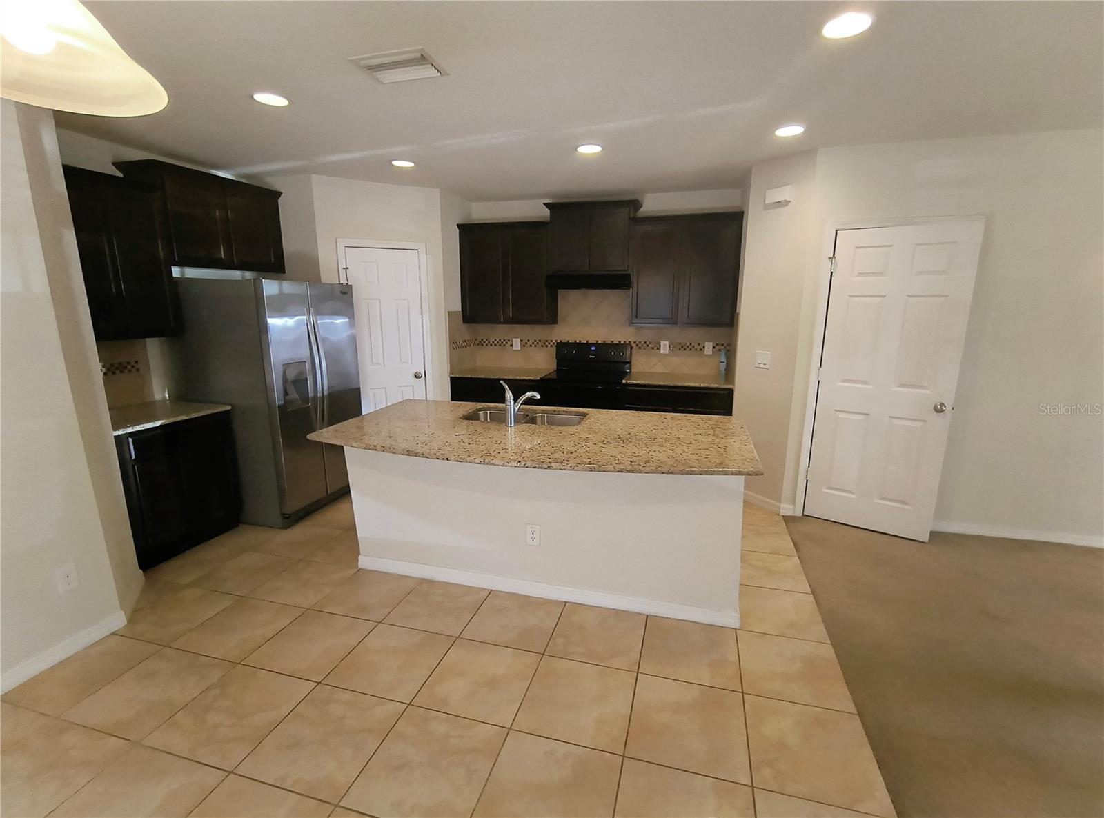 4754 Chatterton Way Property Photo 9