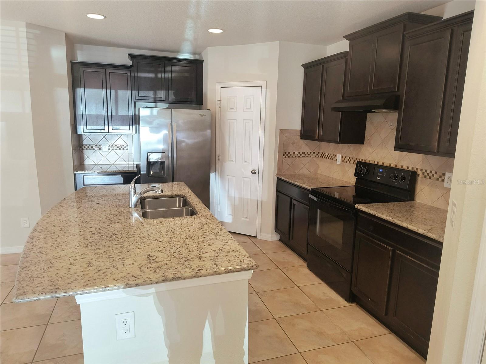 4754 Chatterton Way Property Photo 11