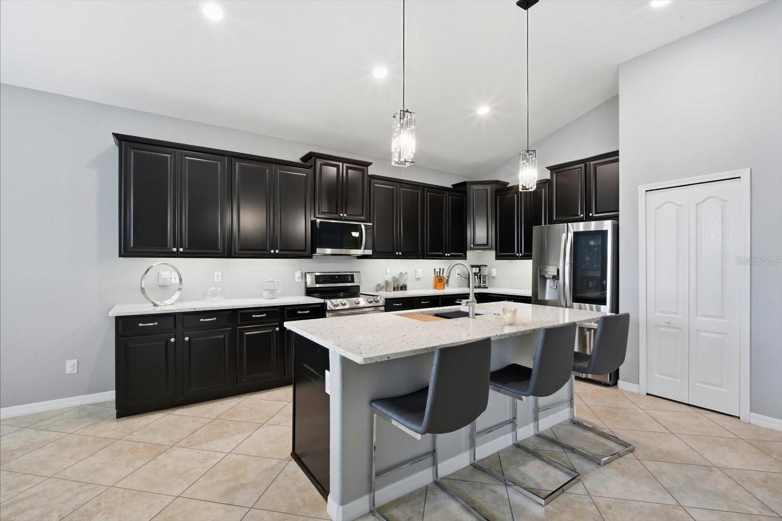 11604 Sunburst Marble Rd Property Photo 3