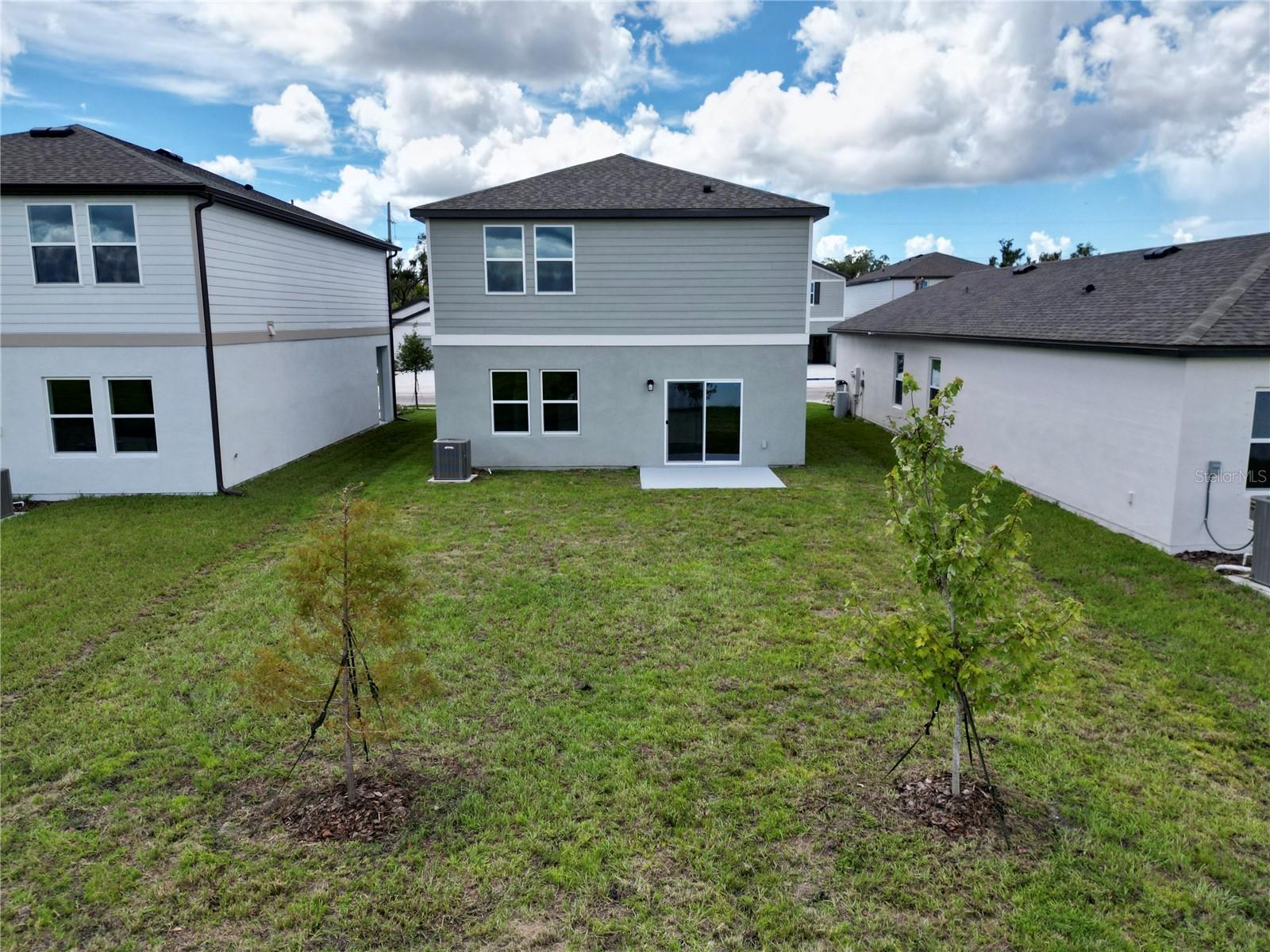 10523 Curving Creek Loop Property Photo 3