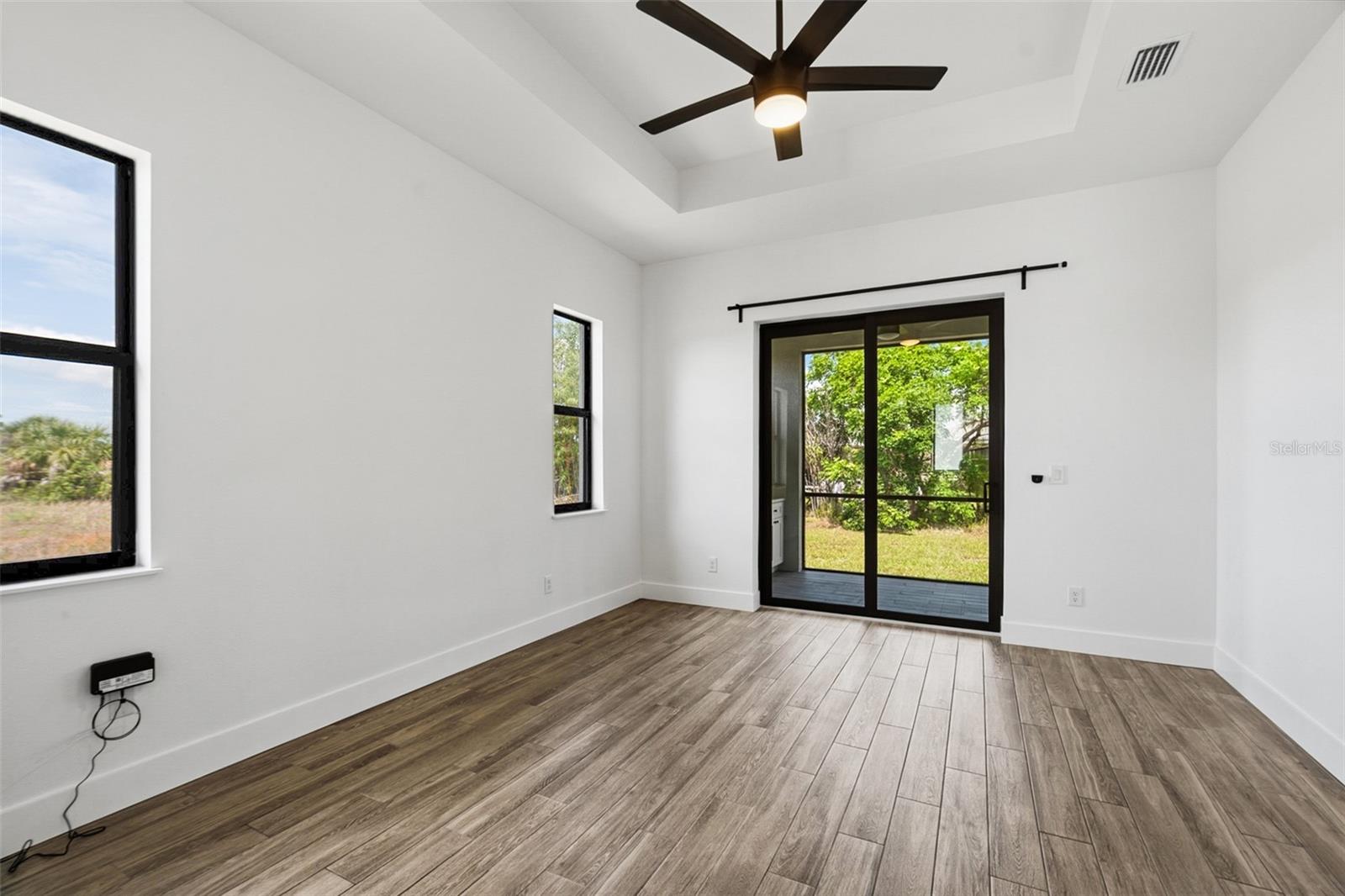 9487 Rosebud Cir Property Photo 14