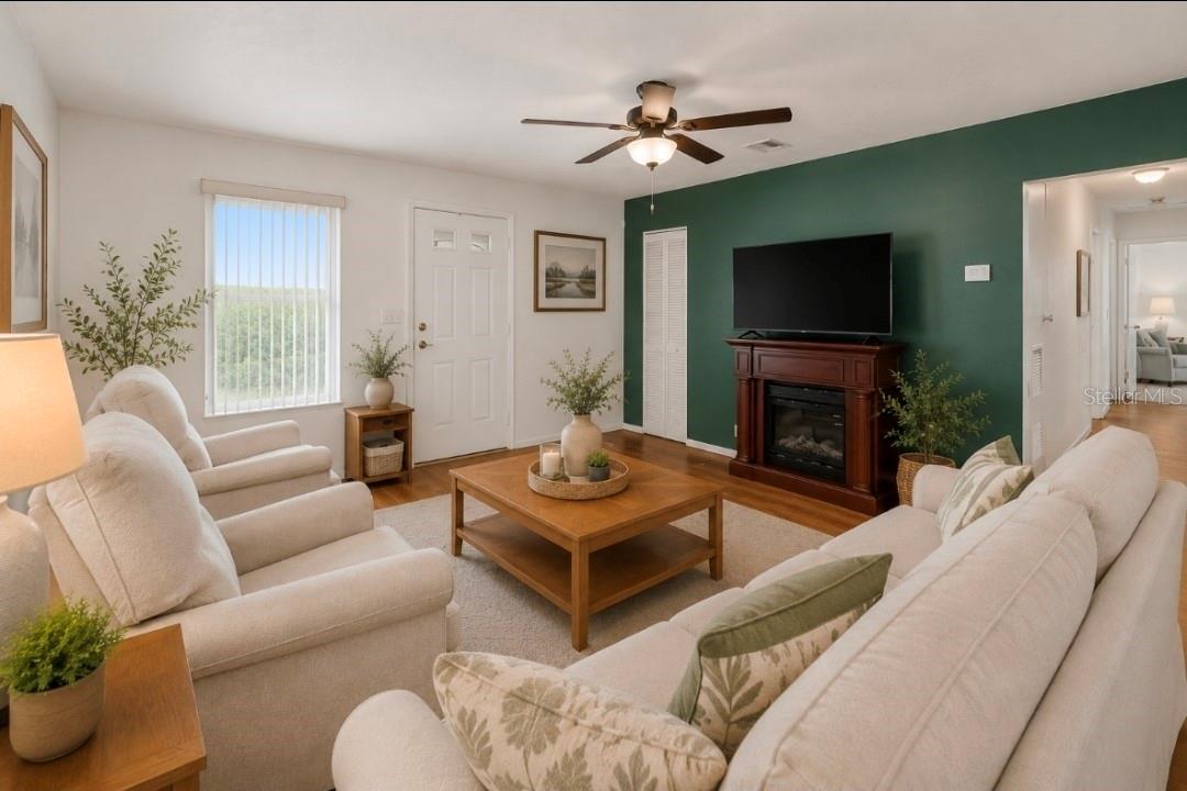 6395 Treehaven Dr Property Photo 3