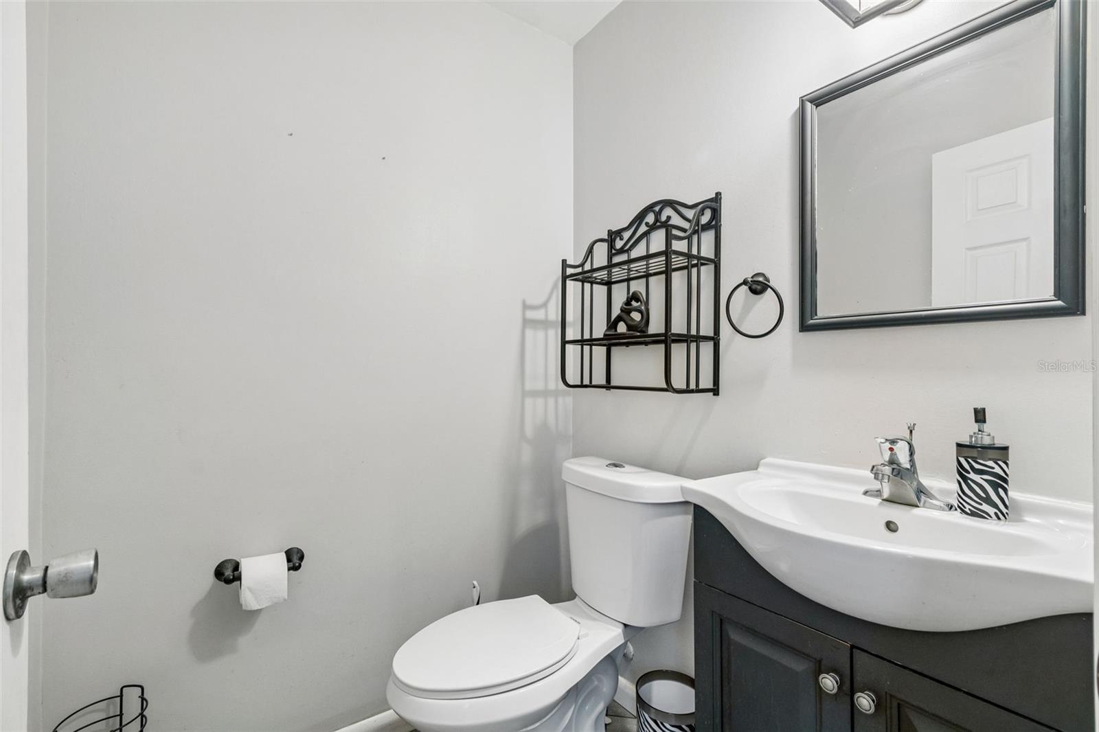 6395 Treehaven Dr Property Photo 10