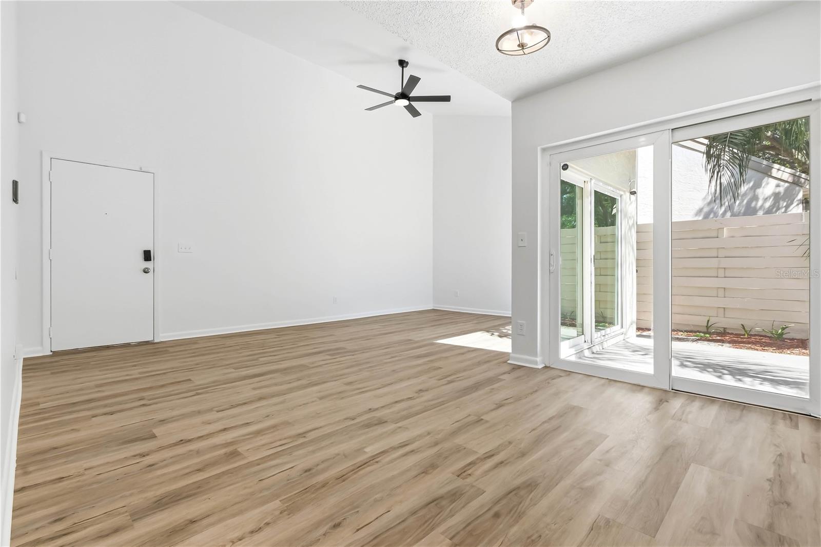 2628 Cedar View Ct Property Photo 7