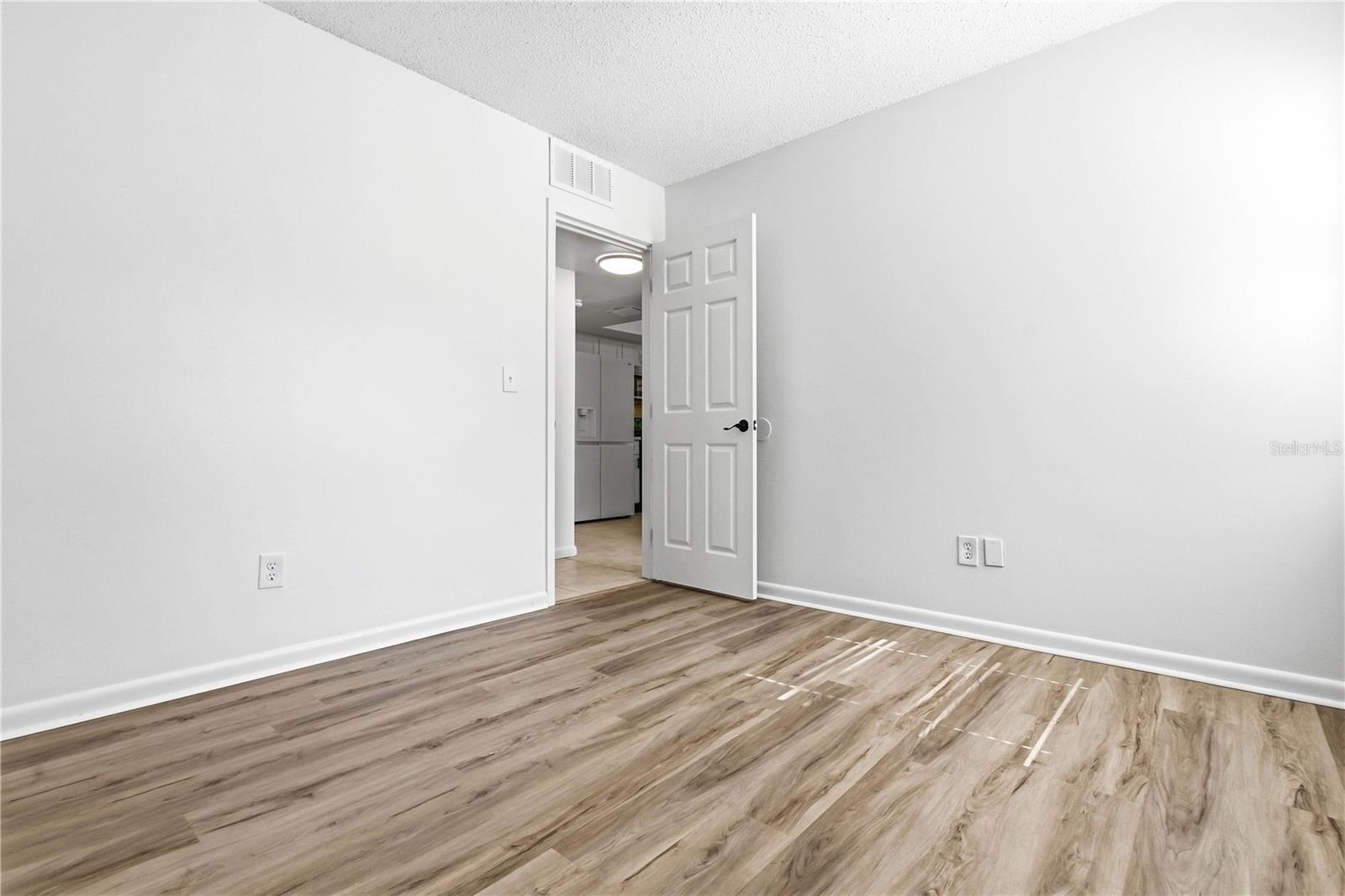 2628 Cedar View Ct Property Photo 23