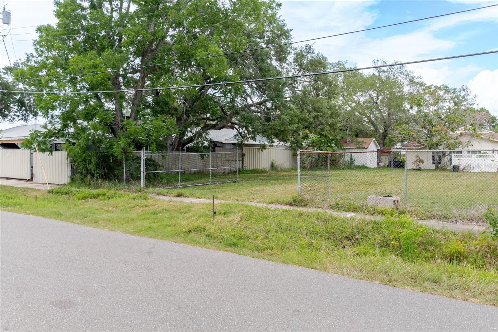 7208 S Sherrill Property Photo 27