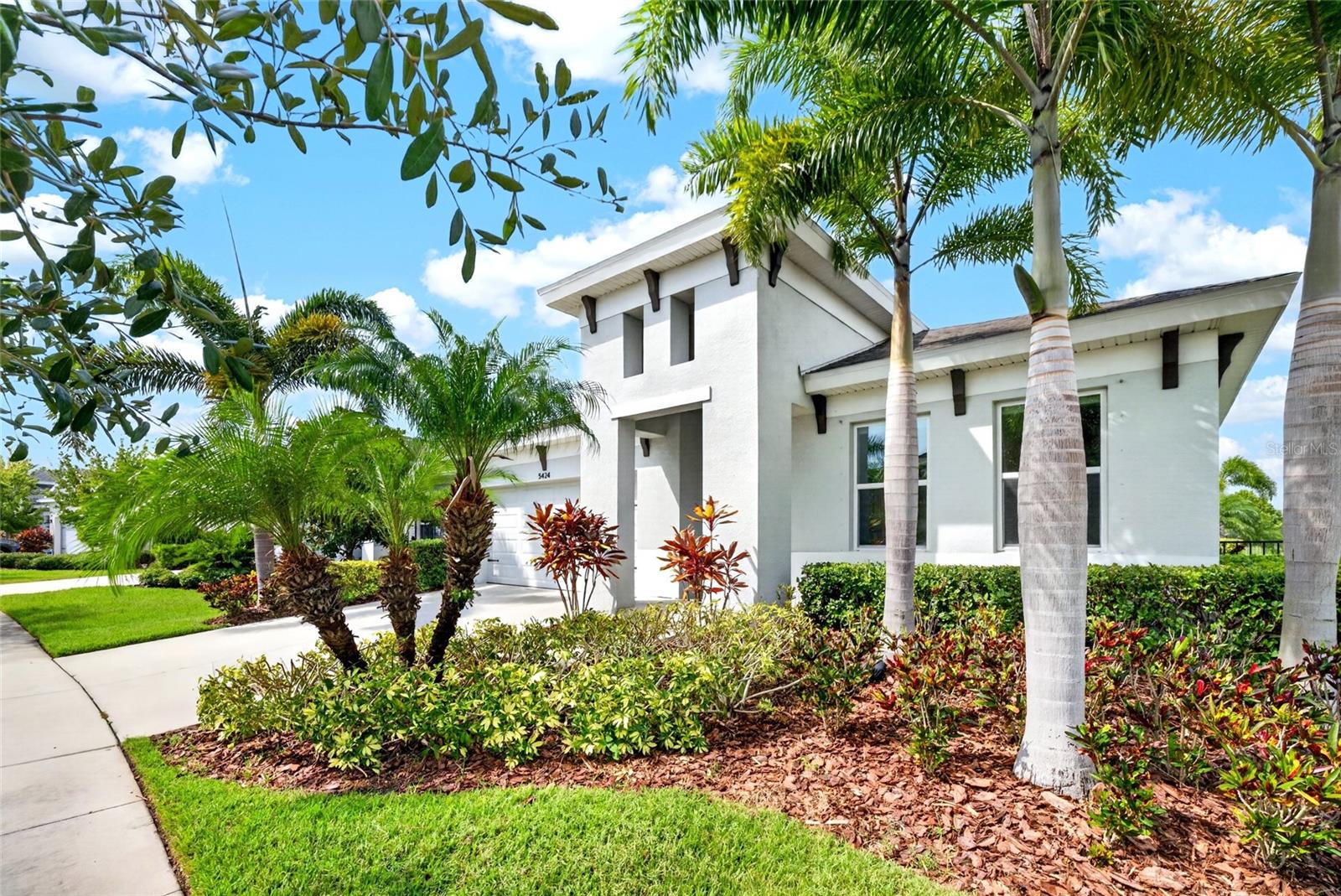 5424 SILVER SUN DR